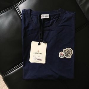 Moncler tshirt